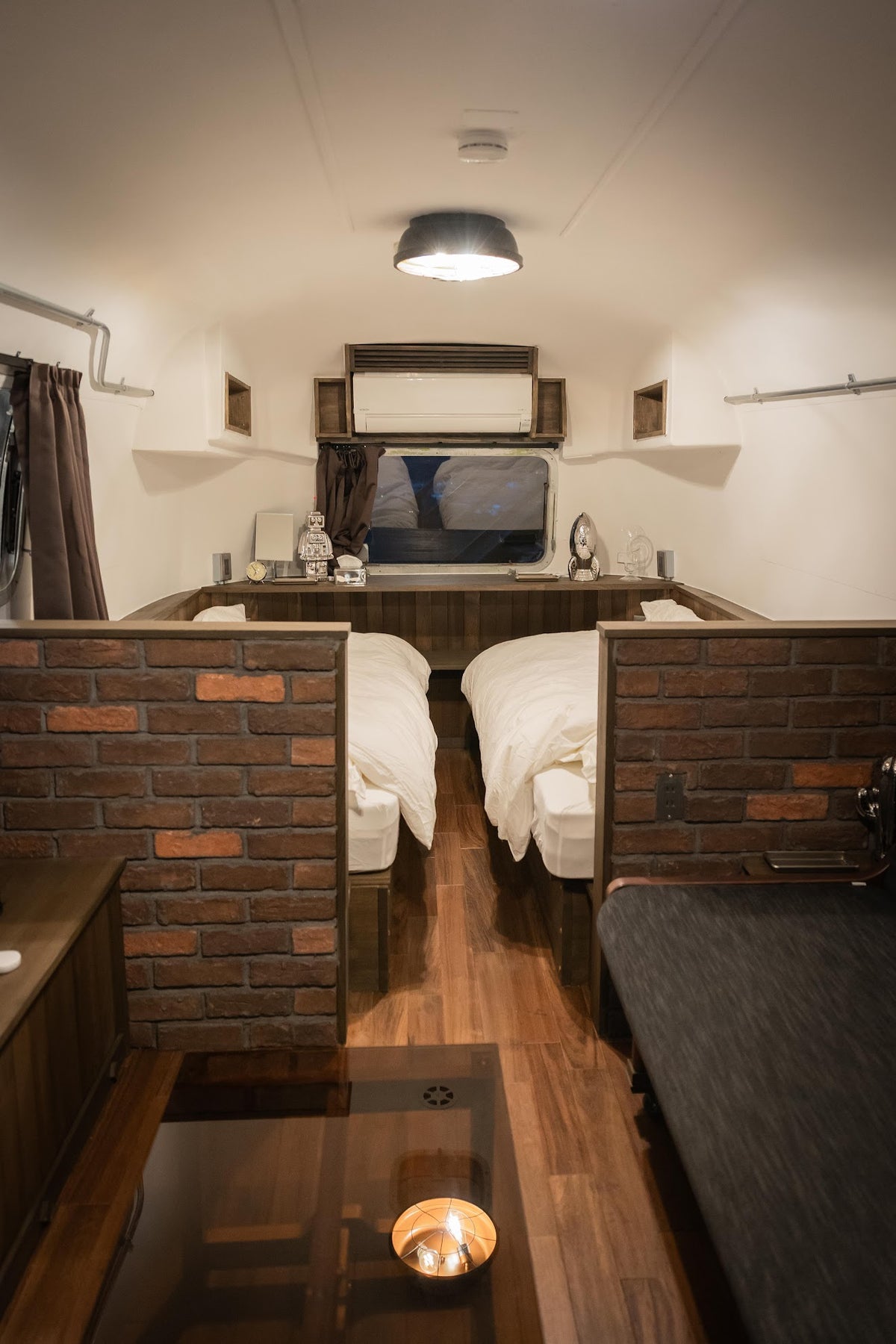 GLOW CABIN TEST